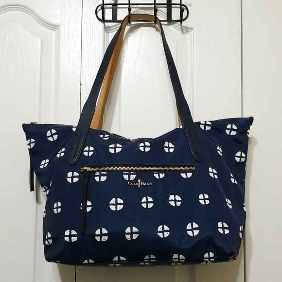 Cole Haan Parker Quarter Nylon Zip Tote - Picture 1 of 8